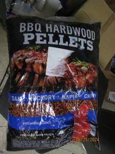 kirkland bbq harwood pellets 40lb bag has been opened