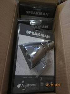 4 speakman anystream shower heads...