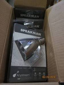 4 speakman anystream shower heads...