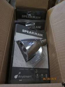 4 speakman anystream shower heads...