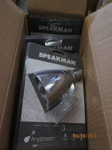 4 speakman anystream shower heads...