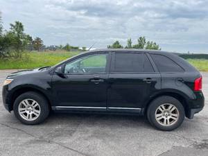 2011 Ford Edge SE