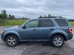 2011 Ford Escape XLT - 91,625 MILES