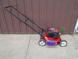 Craftsman 6.5 hp push mower. Good used condition. Tested & works. As shown.