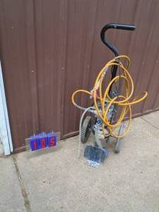 Wagner airless paint sprayer with hose & gun. .38 gpm 12 hp. Used 1 month ago. As shown.