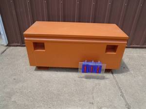 New job box. Approx 4 wide. As shown.