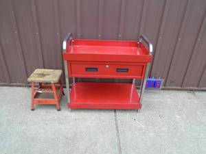 Harbor Freeight work stand with drawer & key. No casters. As shown.