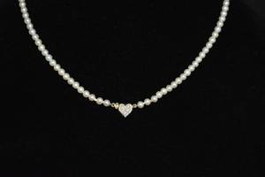 lot 32 image: 14K Gold, Pearl & Diamond Necklace