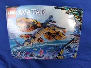 lot 2 image: New LEGO Avatar The Way of Water Skimwing Adventure 75576 Collectible Set with Toy Animal for Boys & Girls, Pandora Coral Reef Scene, Jake Sully and Tonowari Minifigures