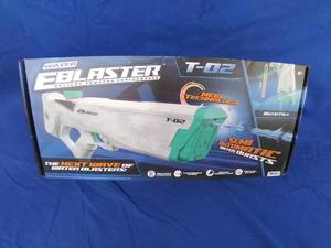 lot 9 image: New Water eBlaster T02 Battery Operated Water Blaster