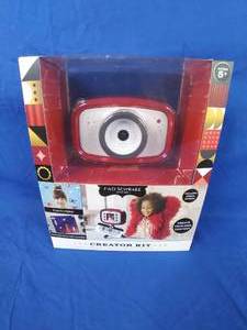 lot 18 image: New FAO Schwarz Creator Kit Video Camera with Tripod