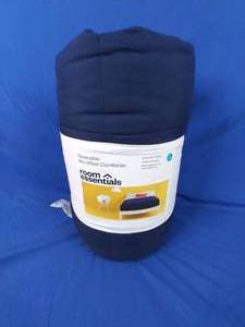 lot 24 image: New Blue Reversible Microfiber Down Alternative Comforter Full  Queen Size