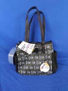 lot 62 image: New Fit & Fresh Copley Lunch Kit - Sage Monogram