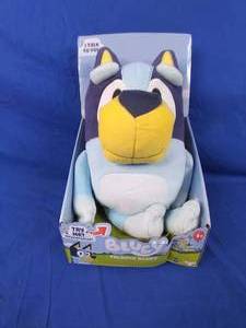 lot 68 image: New Bluey - 13 Talking Plush - Interactive - Sing Along, 9 Different Phrases