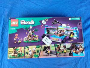 lot 120 image: New LEGO Friends Newsroom Van Pretend Building Toy 41749