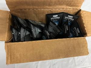 12 x 2oz Tubes of Schick Hydro Sense Shave Cream