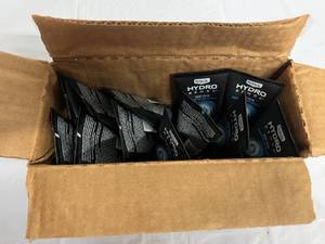 12 x 2oz Tubes of Schick Hydro Sense Shave Cream