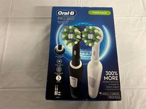 Twin Pack of Oral-B Pro 1000 Rechargeable Toothbrushes