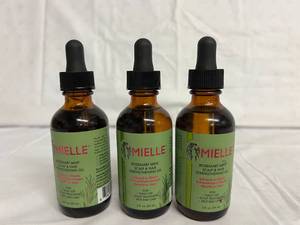 3 Bottles of Mielle Rosemary Mint Scalp and Hair Strengthening Oil