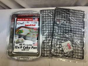 lot 6 image: SSS. 2x 9x13 iChef Traditional Elegant Style Cake Pans wlids & 2x 10x16 Cooling Racks