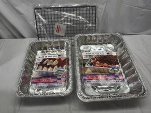 lot 9 image: SSS. 2x HandiFoil Medium Roaster Pans & 3 All Purpose Pans wlids  2x 10x16 Cooling Racks
