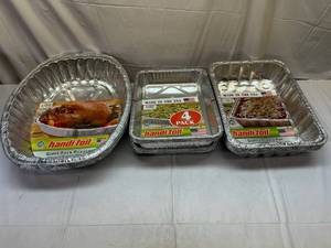 lot 14 image: SSS. Large Variety Disposable Pans