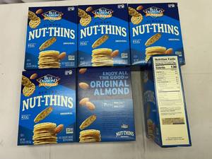 lot 98 image: KK. 6x 4.25oz Blue Diamond Almond Nut Thins