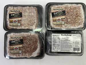lot 381 image: E. 4x 1lb Smithfield Signature Ground Pork