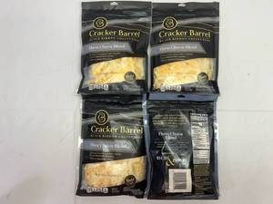 lot 130 image: F.4x 8oz Cracker Barrel Three Cheese Blend
