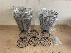 lot 305 image: Garden Cloches for Plants Set of 6 Chicken Wire Cloche for Plants