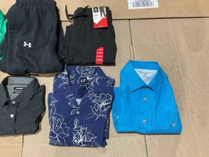 lot 354 image: LOT OF Miscellaneous  Mens Small Clothing