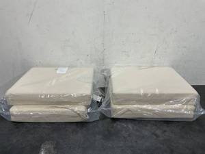 lot 252 image: LOT OF 4 Cushions for Chair