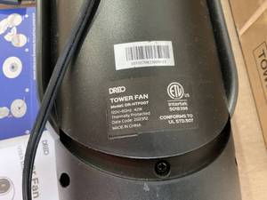lot 136 image: Twin Size Privacy Pop Bed Tent
