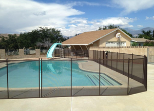 lot 480 image: Pool Fence Removeable Outdoor Backyard Garden Child Safety Fence