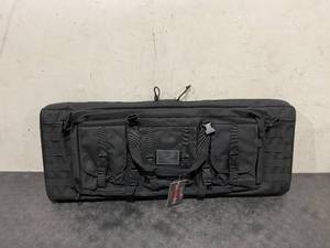 lot 19 image: Tacticon Double Rifle Bag  2 Hard Rifles  2 Pistols Tuckable Backpack Straps