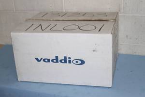 lot 29 image: Vaddio REVEAL Smart Glass Pan  Tilt  Zoom PTZ CCTV Security Surveillance Video Camera with Quick-Connect - 999-6936-000