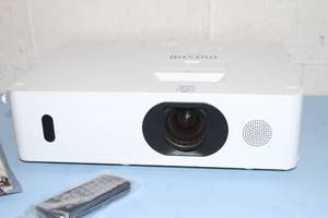 lot 64 image: Maxell MC-WU5505 WUXGA 5200-ANSI Lumen Home Theater HD Projector  Video Projection System