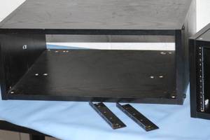 lot 95 image: Pair of Middle Atlantic RKBRK Series Black Laminate 4RU 4 Rack Unit 4 Rack Space with Threaded Front Rack Rails