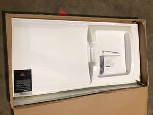 Delta Pro-Series 60 in. W x 57 in. H Five Piece Glue Up Tub Surrounds in High Gloss White Customer Returns See Pictures