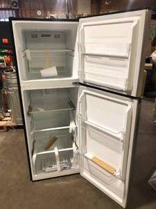 Vissani 10.1 cu. ft. Top Freezer Refrigerator in Stainless Steel Small Dent on Top  Customer Returns See Pictures