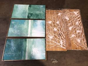 Lot of Assorted Home Decor Wall Art Picture Frames  Various Models and Conditions  Customer Returns See Pictures