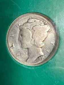 lot 32 image: 1917 US MERCURY DIME