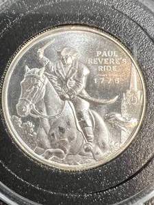 lot 39 image: � TROY OZ .999 FINE SILVER PAUL REVERE ROUND IN AIRTITE