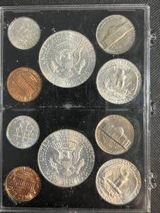 lot 107 image: 1964P-D US MINT SETS