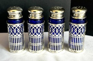 lot 64 image: Vintage Eales Salt & Pepper Shakers