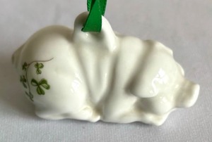 lot 109 image: Festive St. Patricks Day Grouping