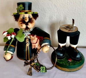 lot 52 image: German Incense Smoker
