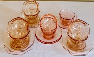 lot 95 image: Variety of Vintage Pink Depression Glass Cups and Saucers