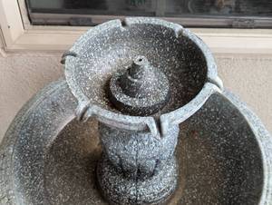 lot 87 image: Tiered Resin Patio Fountain