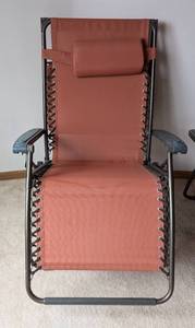 lot 89 image: Pair of Folding Zero Gravity Patio Lounge Chairs